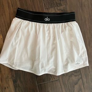 Alo white tennis skirt